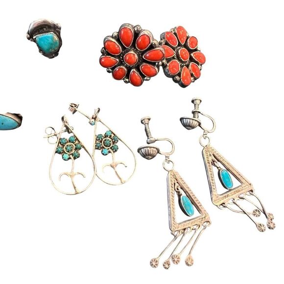 Lot Of 17 Earrings Southwest Vin Turquoise and Coral Opal Silver Earring Sets - Picture 5 of 7